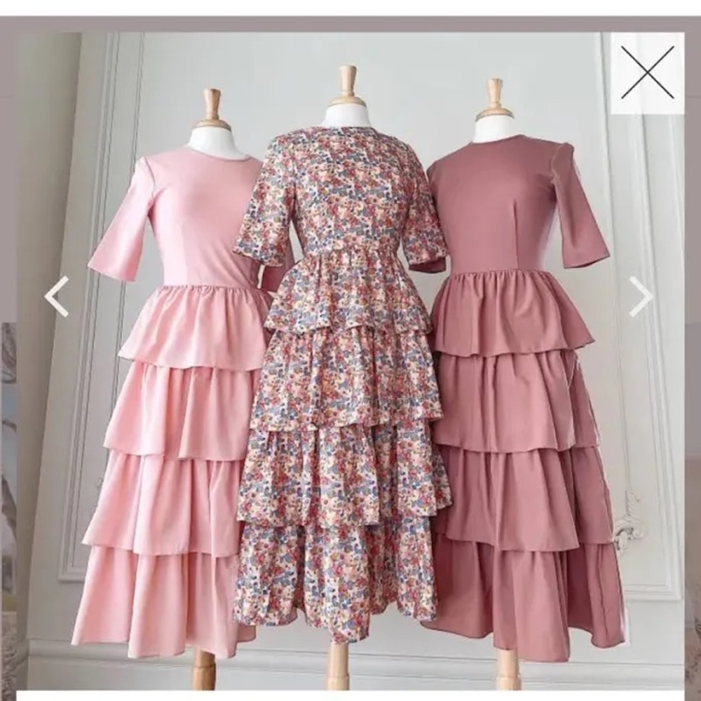 NWT Jessakae Collection Womens Floral Eiffel Tiered Dress